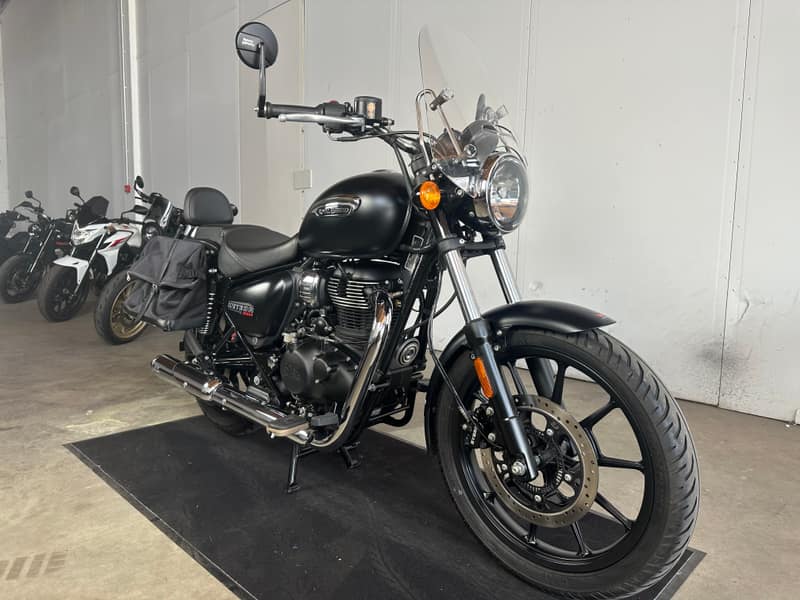 Royal Enfield Meteor 350 (2023)