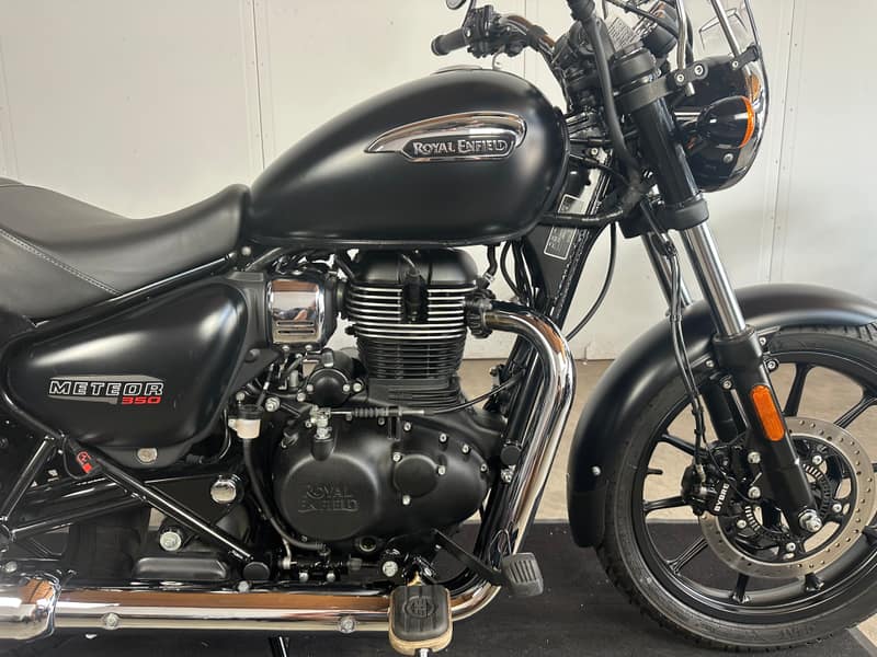 Royal Enfield Meteor 350 (2023)