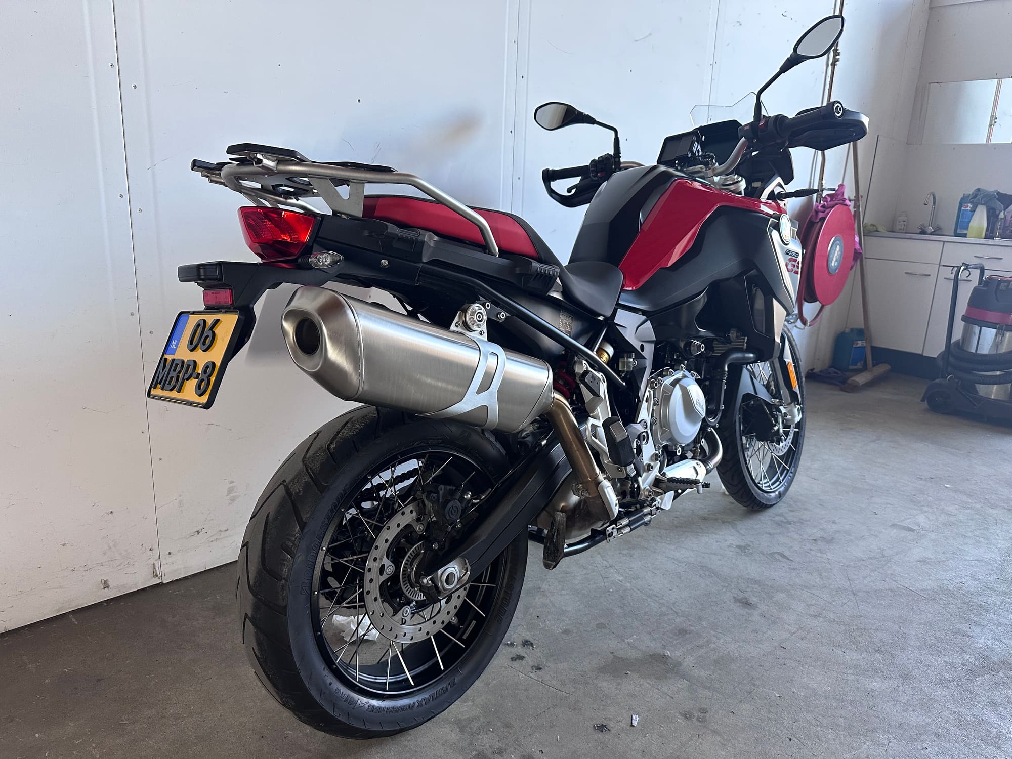BMW F850GS